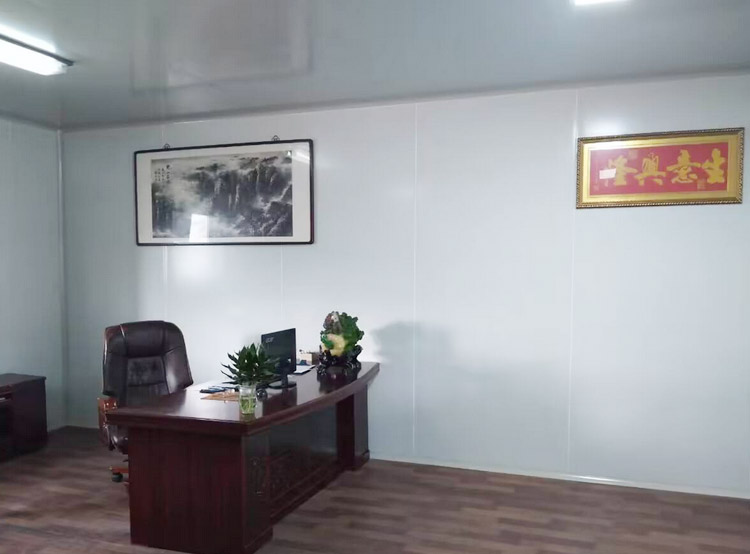 天津吳佳彩鋼復(fù)合板辦公室